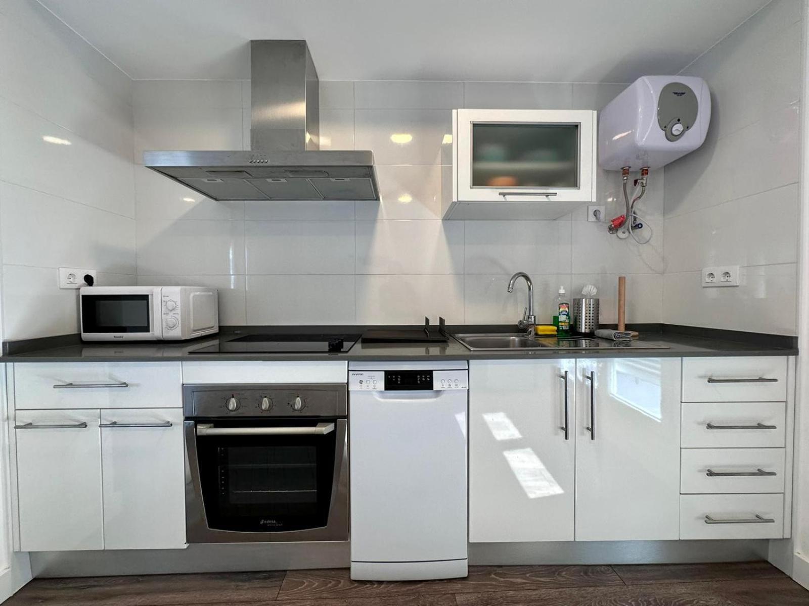 Apartamentos La Muralla Grupo Ac Gestion Кадис Экстерьер фото